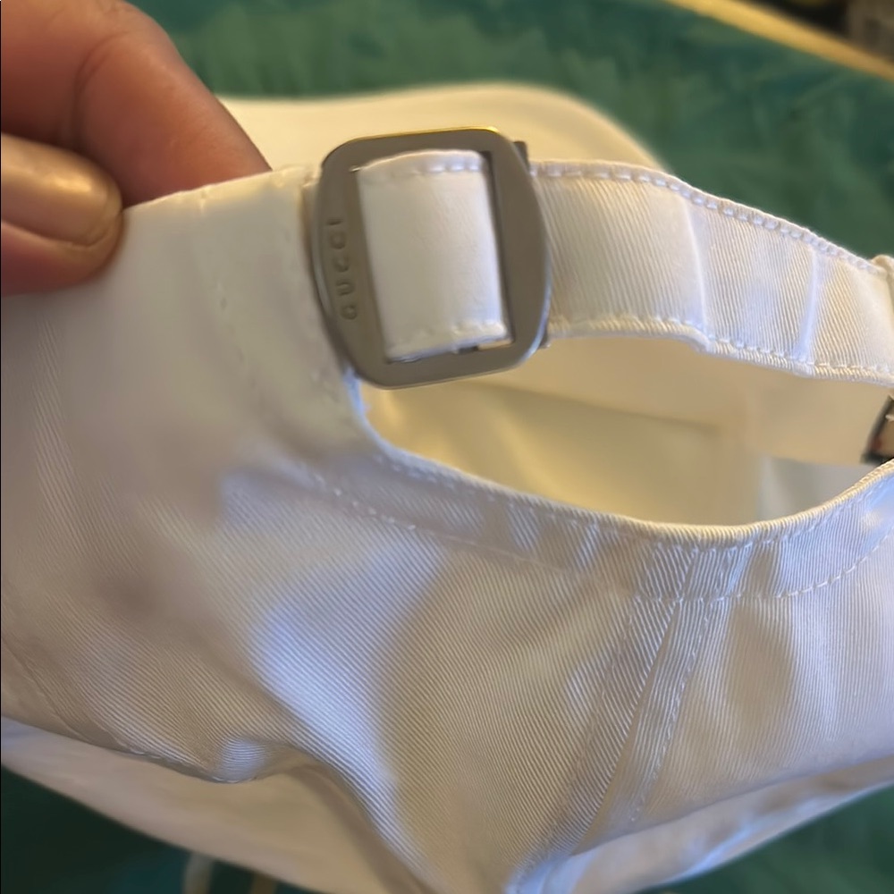 Authentic Gucci Script Hat - Picture 4 of 5